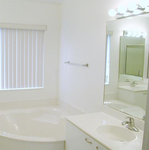 5514 NW 41st Terrace, Coconut Creek, FL 33073