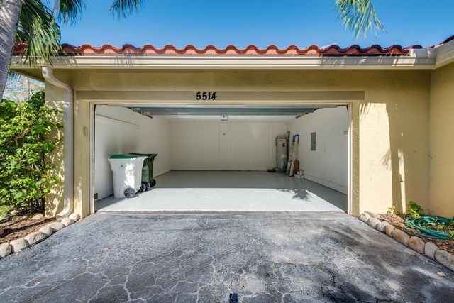 5514 NW 41st Terrace, Coconut Creek, FL 33073