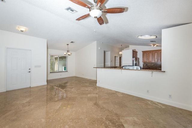 5514 NW 41st Terrace, Coconut Creek, FL 33073
