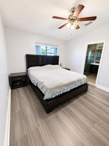 754 NW 208TH Drive 754, Pembroke Pines, FL 33029