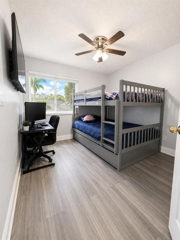 754 NW 208TH Drive 754, Pembroke Pines, FL 33029