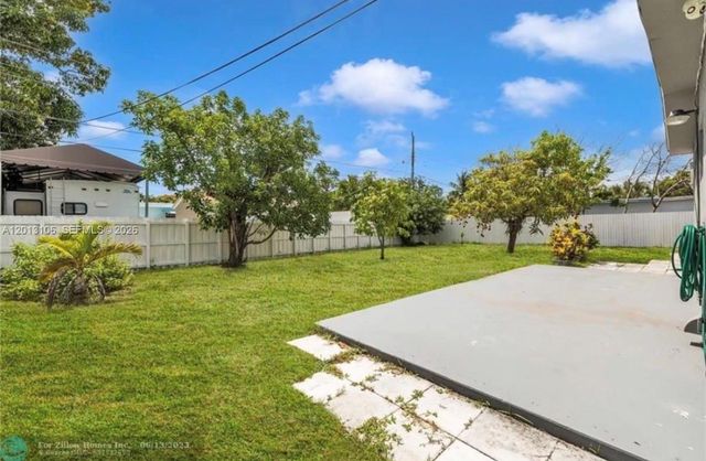 4720 NE 14th Ave, Pompano Beach, FL 33064