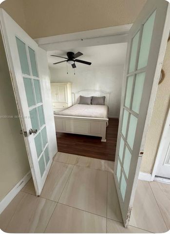 4720 NE 14th Ave, Pompano Beach, FL 33064