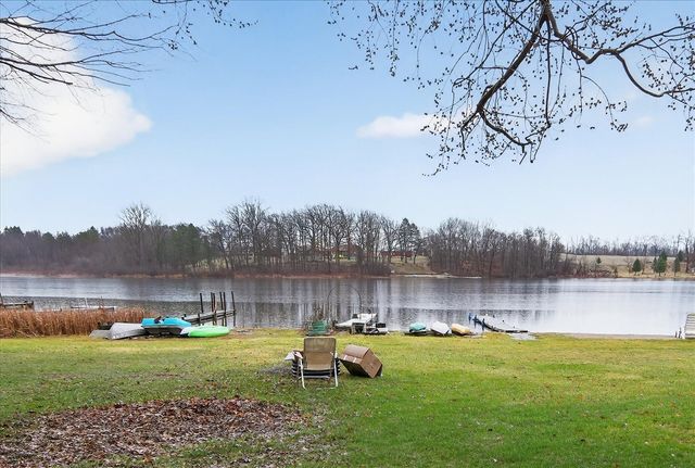 9621 Lakeview Drive, Jerome, MI 49249