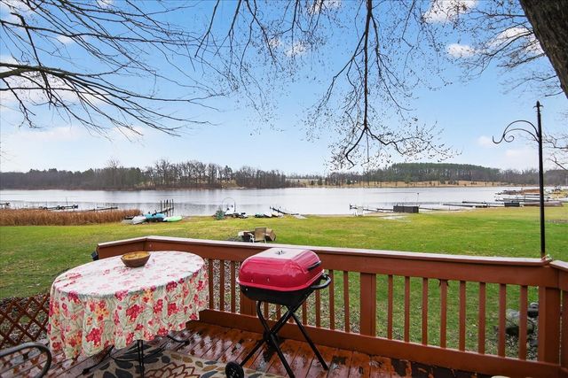 9621 Lakeview Drive, Jerome, MI 49249