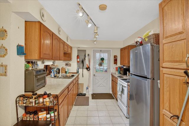 9621 Lakeview Drive, Jerome, MI 49249