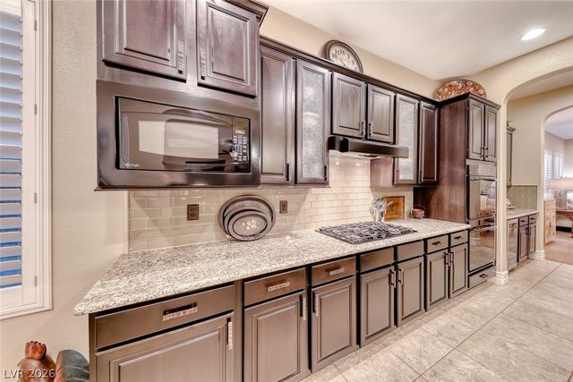 41 Moltrasio Lane, Henderson, NV 89011
