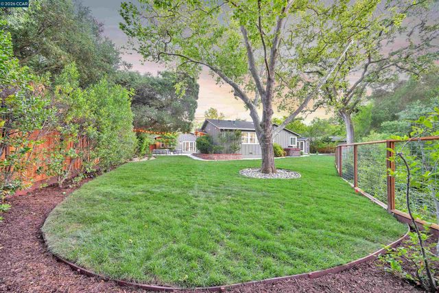 3553 Via Los Colorados, Lafayette, CA 94549