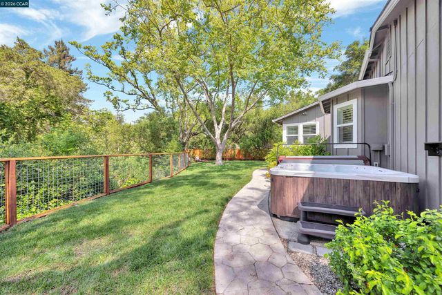 3553 Via Los Colorados, Lafayette, CA 94549