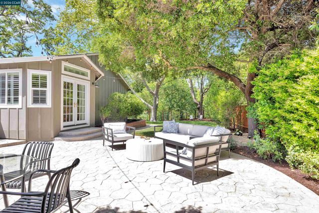 3553 Via Los Colorados, Lafayette, CA 94549