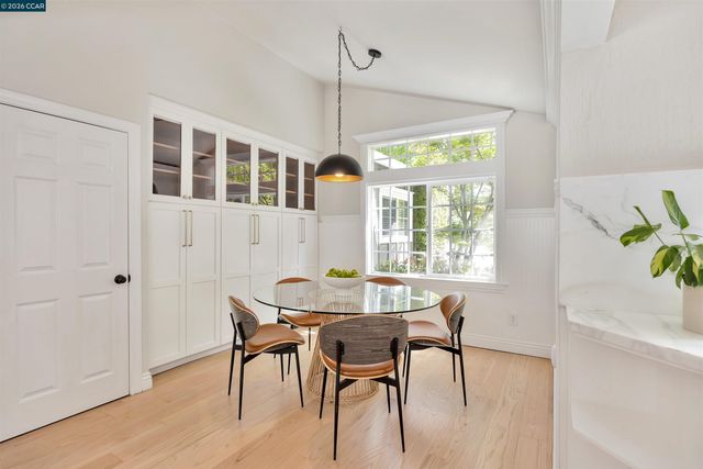 3553 Via Los Colorados, Lafayette, CA 94549