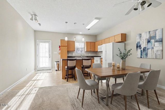 308 Commons Drive, Holly Springs, NC 27540