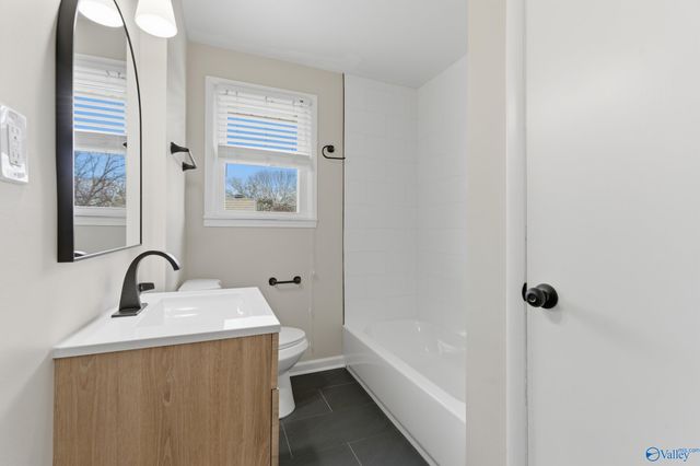 400 Harolds Drive NW, Huntsville, AL 35806