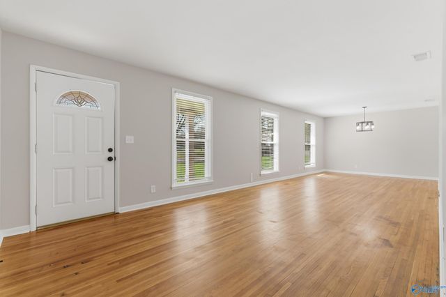 400 Harolds Drive NW, Huntsville, AL 35806