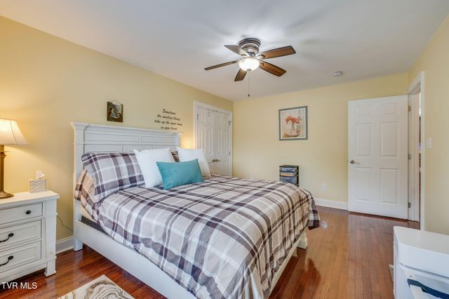 18518 Keeneland Lane, Abingdon, VA 24211