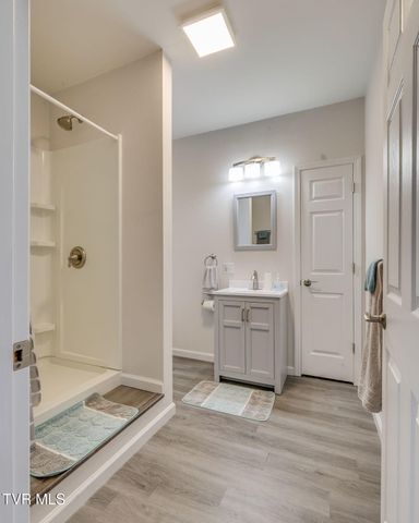 18518 Keeneland Lane, Abingdon, VA 24211