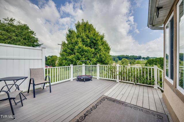 18518 Keeneland Lane, Abingdon, VA 24211
