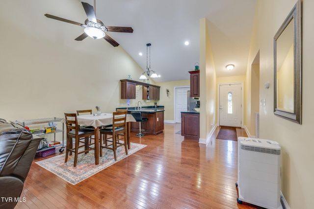 18518 Keeneland Lane, Abingdon, VA 24211