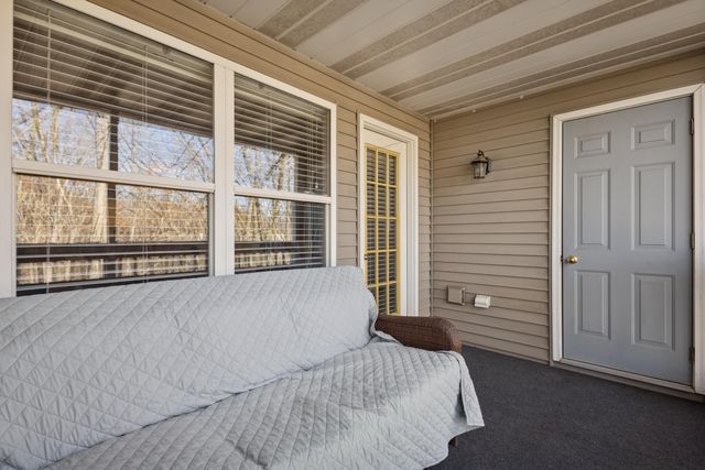 3075 Poplar Creek Drive Se 303, City Of Grand Rapids, MI 49512