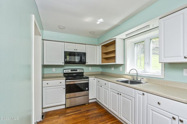 51 Elm Street, Troy, NY 12180