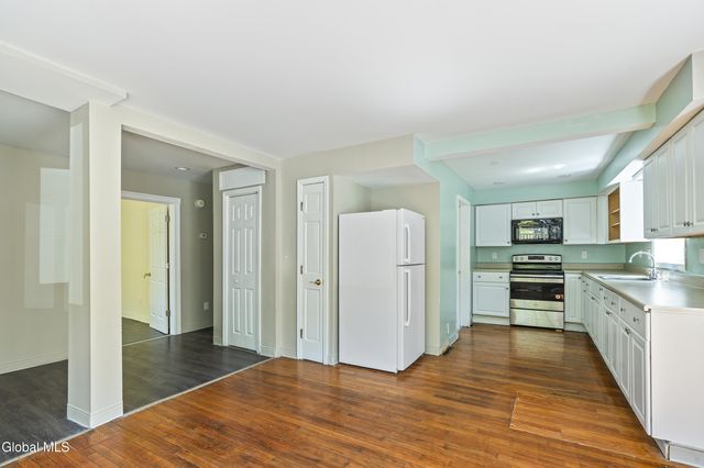 51 Elm Street, Troy, NY 12180