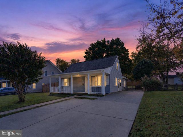 105 SHELDON ST, Manassas Park, VA 20111