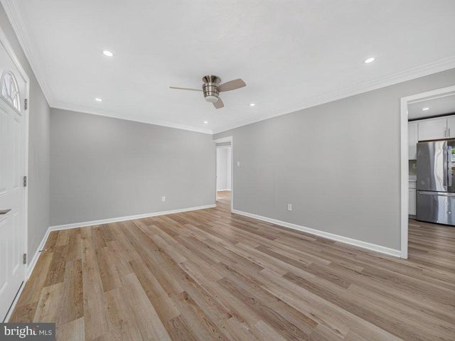 105 SHELDON ST, Manassas Park, VA 20111