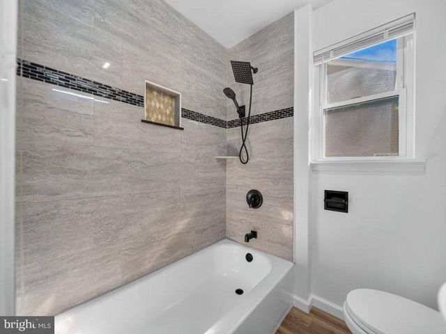 105 SHELDON ST, Manassas Park, VA 20111