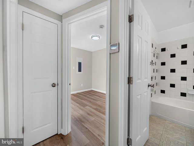 105 SHELDON ST, Manassas Park, VA 20111