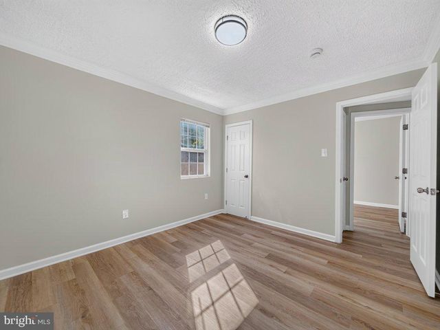 105 SHELDON ST, Manassas Park, VA 20111