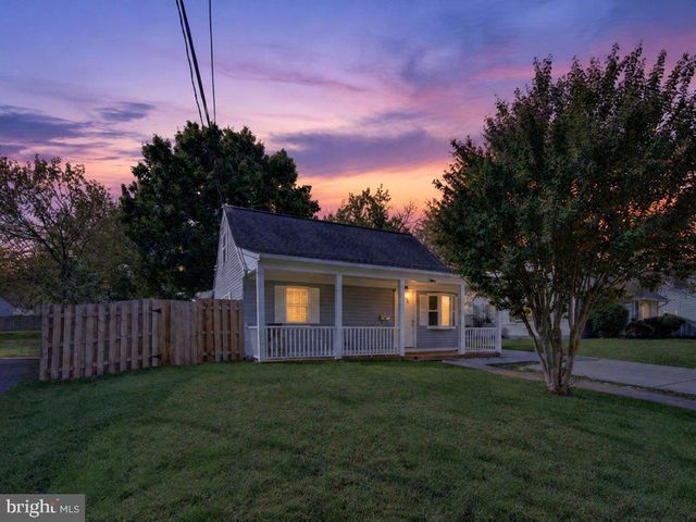105 SHELDON ST, Manassas Park, VA 20111