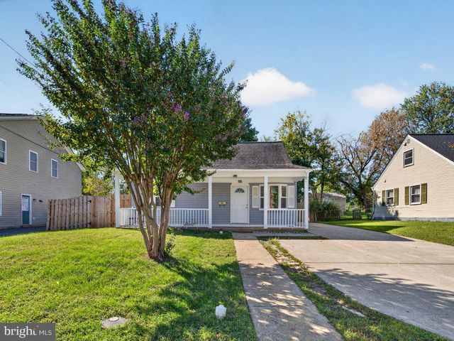 105 SHELDON ST, Manassas Park, VA 20111