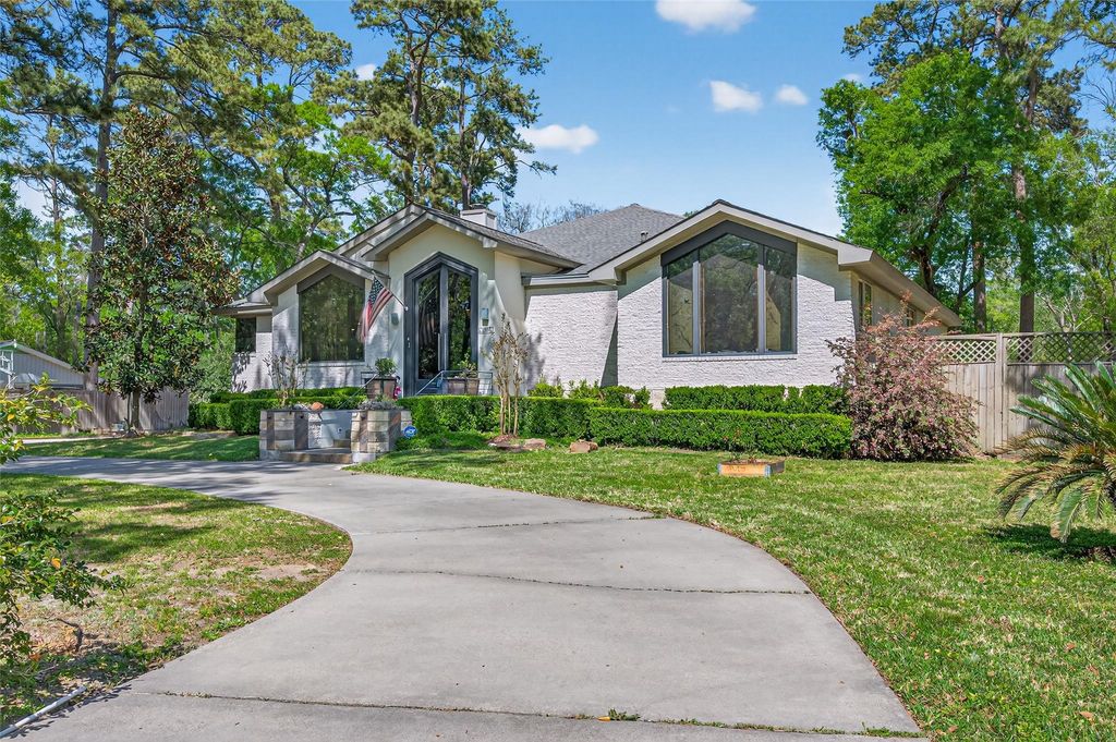 16914 Creeksouth Road, Houston, TX 77068