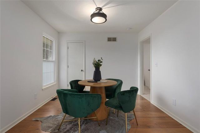 1904 Gambrell Street, Greenwood, MO 64034