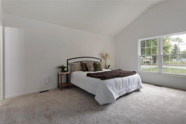 1904 Gambrell Street, Greenwood, MO 64034