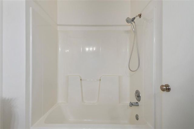 1904 Gambrell Street, Greenwood, MO 64034