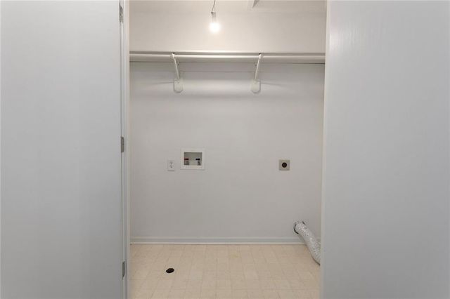 1904 Gambrell Street, Greenwood, MO 64034