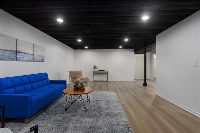 1904 Gambrell Street, Greenwood, MO 64034