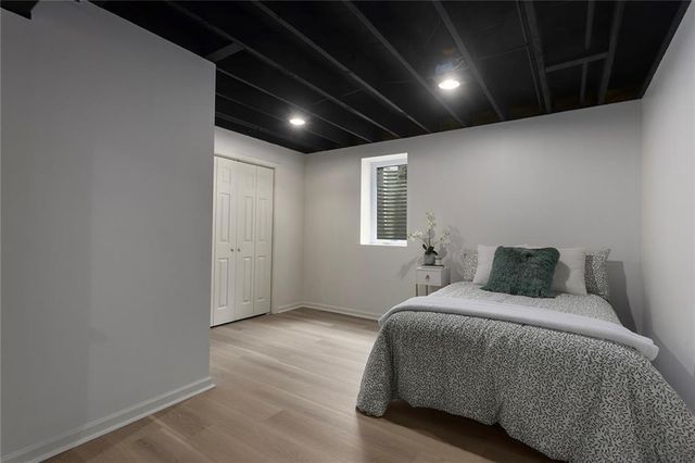 1904 Gambrell Street, Greenwood, MO 64034