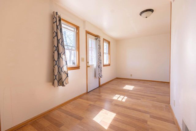 1445 MacArthur ROAD, Madison, WI 53714