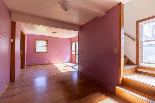 1445 MacArthur ROAD, Madison, WI 53714