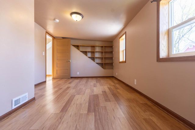 1445 MacArthur ROAD, Madison, WI 53714