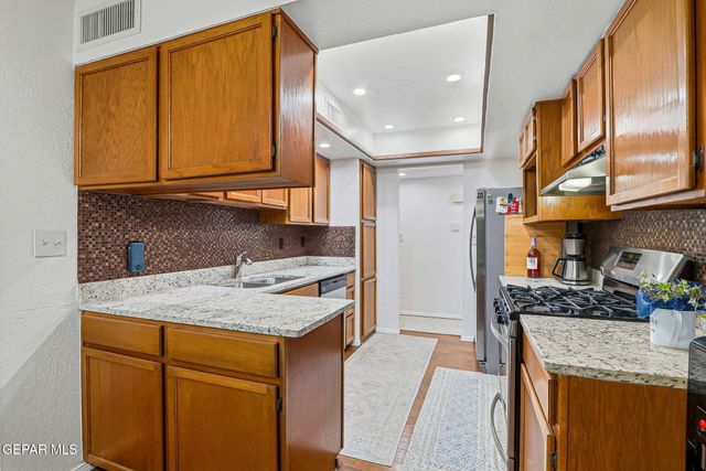 11226 RED HAWK Lane, El Paso, TX 79936