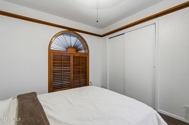 11226 RED HAWK Lane, El Paso, TX 79936