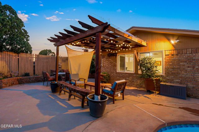 11226 RED HAWK Lane, El Paso, TX 79936