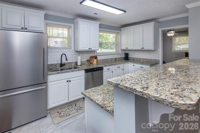 3429 Byrnes Street 140, Charlotte, NC 28205
