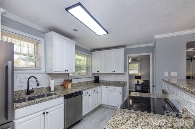3429 Byrnes Street 140, Charlotte, NC 28205