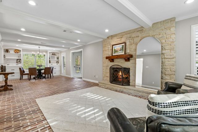 501 Cottonwood Place, Fairview, TX 75069