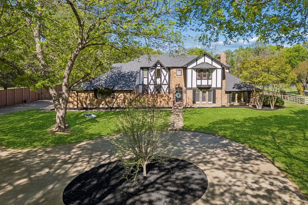 501 Cottonwood Place, Fairview, TX 75069