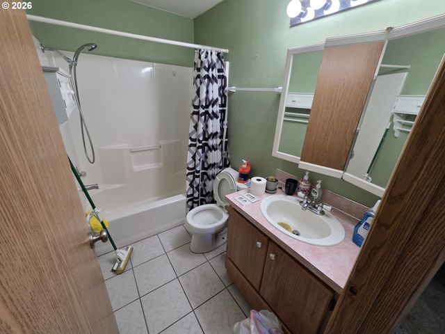 12812 Ne 101ST St, Vancouver, WA 98682